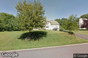8 River Edge Dr, Jackson, NJ 08527