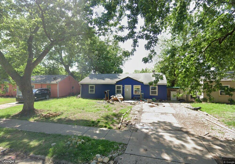 3341 SE Girard St, Topeka, KS 66605 - photo 1