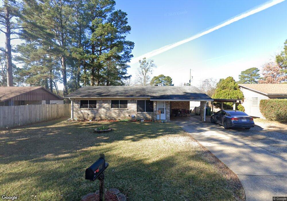 1741 Meadowbrook Ln, Texarkana, TX 75501 - photo 1