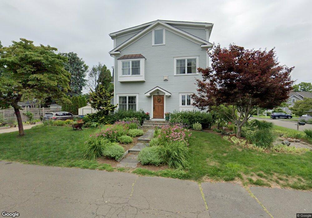 9 Heusted Dr, Old Greenwich, CT 06870 - photo 1