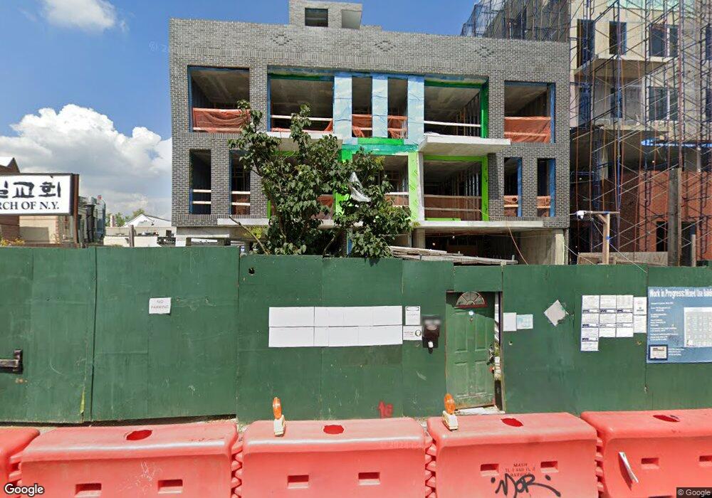 150-15 Barclay Ave unit C1, Flushing, NY 11355 - photo 1