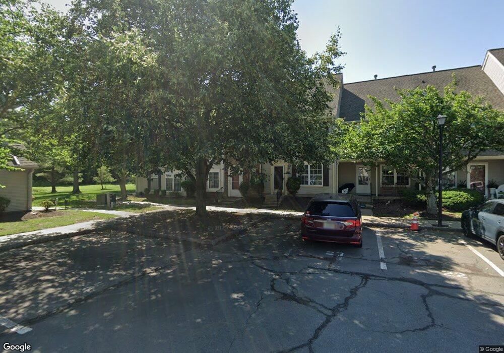 39 Colleen Ct, Kendall Park, NJ 08824 - photo 1