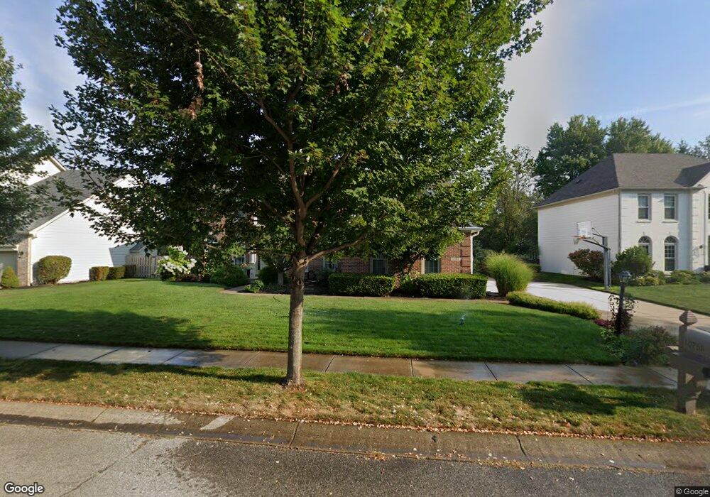 10768 Woodmont Ln, Fishers, IN 46037 - photo 1
