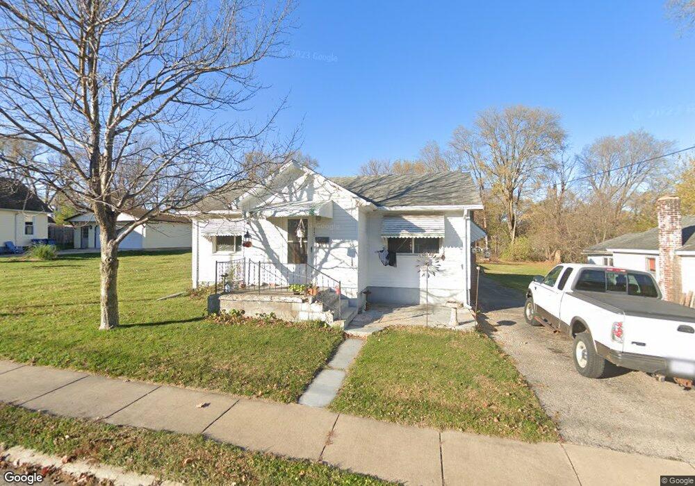 340 Maple St, Oglesby, IL 61348 - photo 1