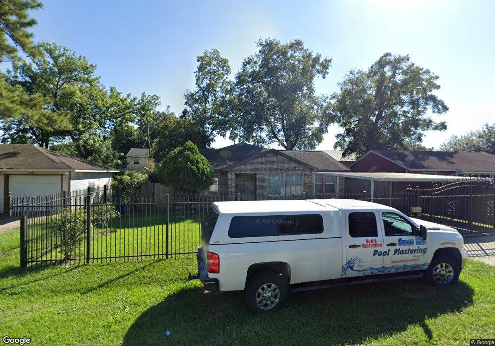 30 Penway St, Houston, TX 77022 - photo 1