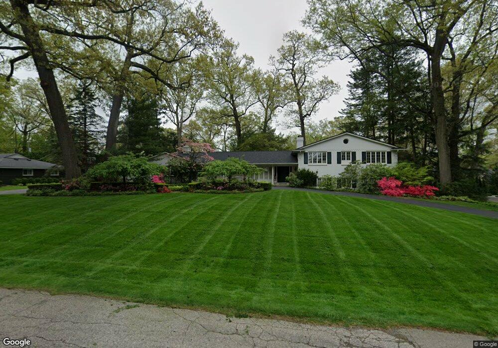 3743 Peabody Dr, Bloomfield Hills, MI 48301 - photo 1