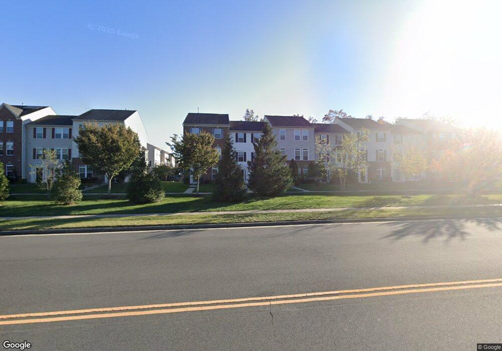 42987 Edgewater St, Chantilly, VA 20152 - photo 1