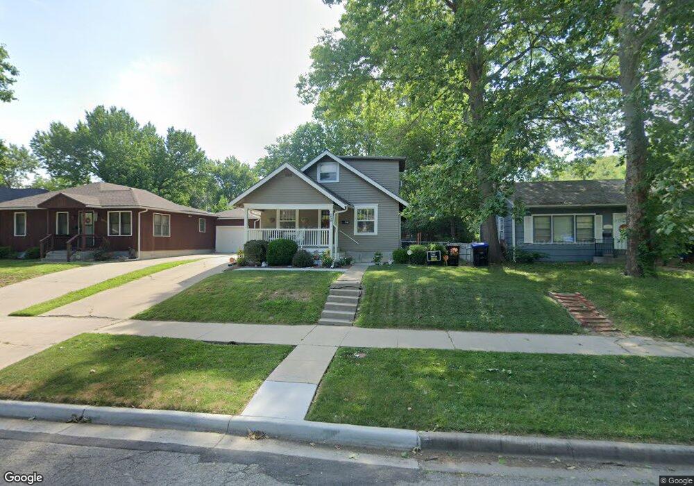 1040 SW Randolph Ave, Topeka, KS 66604 - photo 1