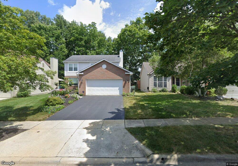 1646 Golden Cloud Ln, Columbus, OH 43228 - photo 1