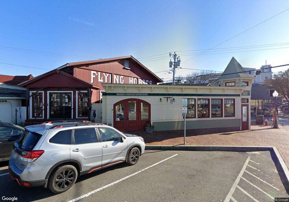 14 Oak Bluffs Ave unit 1, Vineyard Haven, MA 02568 - photo 1