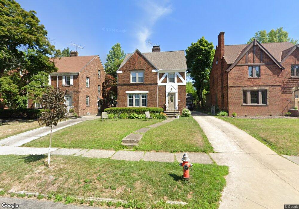 3577 Berkeley Rd, Cleveland, OH 44118 - photo 1