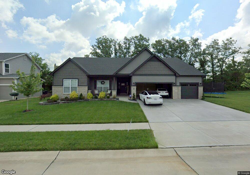 519 Filipp Ln, Lake Saint Louis, MO 63367 - photo 1