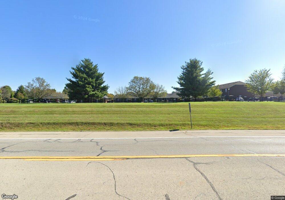 8025 Aspen Glen Dr unit 8025, Louisville, KY 40228 - photo 1