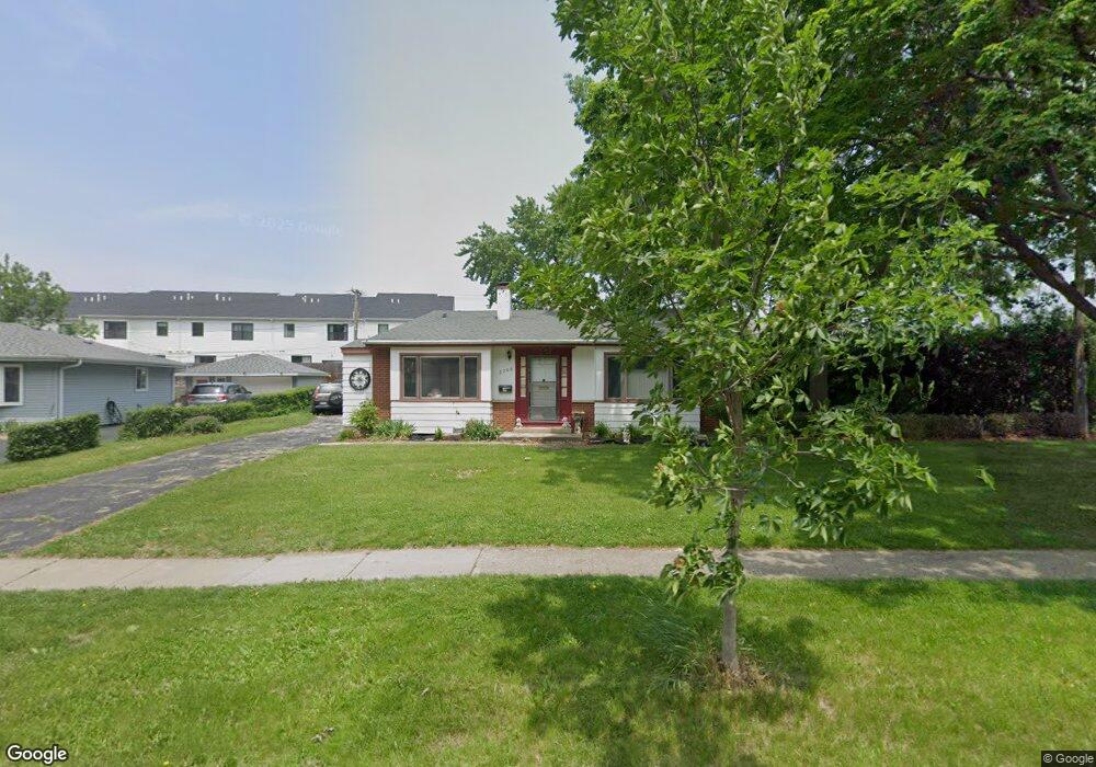 2708 Martin Ln, Rolling Meadows, IL 60008 - photo 1