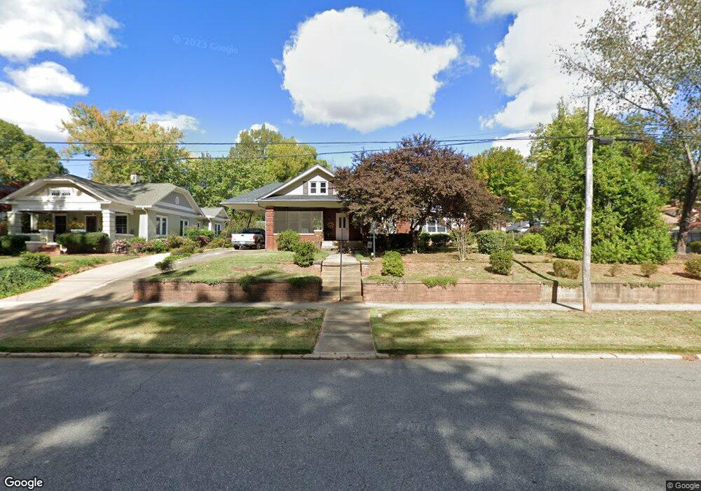 529 E Broad St, Statesville, NC 28677 - photo 1