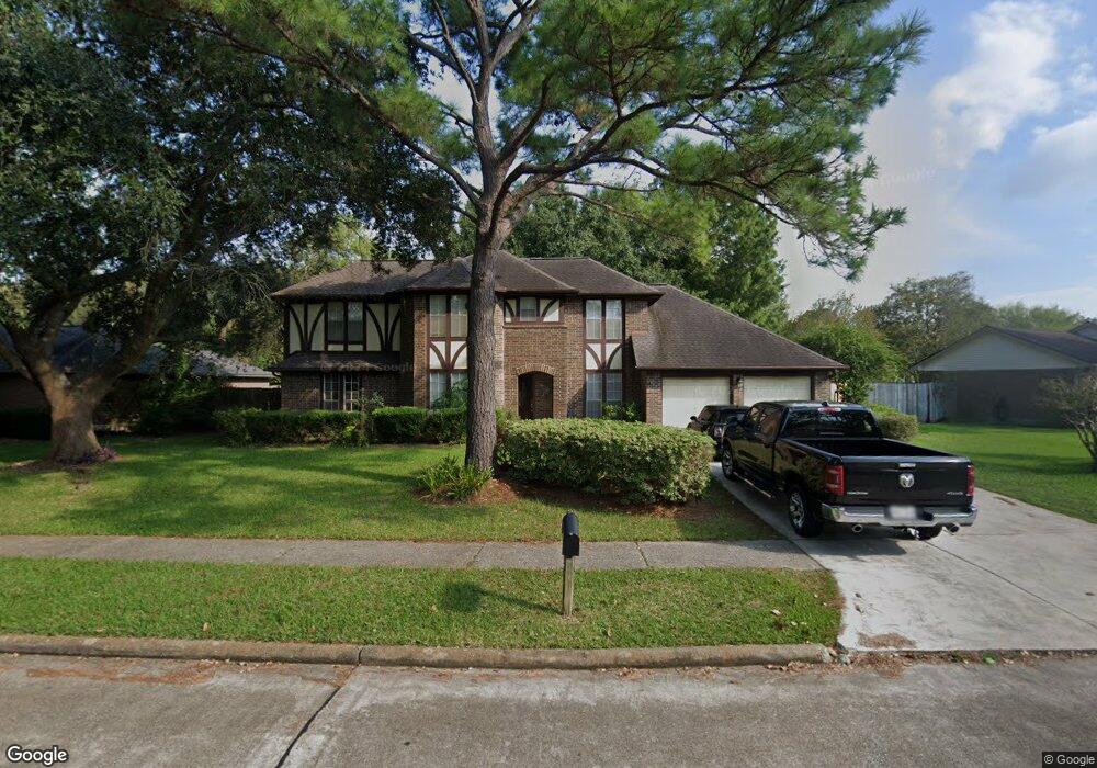 715 Windsor Dr, Friendswood, TX 77546 - photo 1