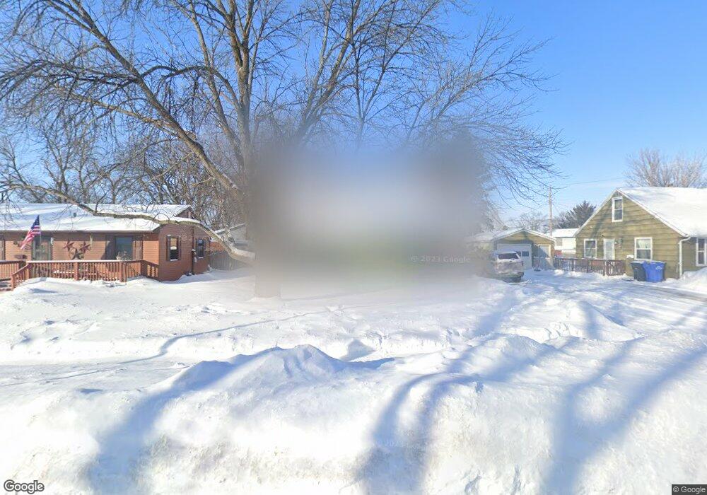 813 18th St S, Fargo, ND 58103 - photo 1