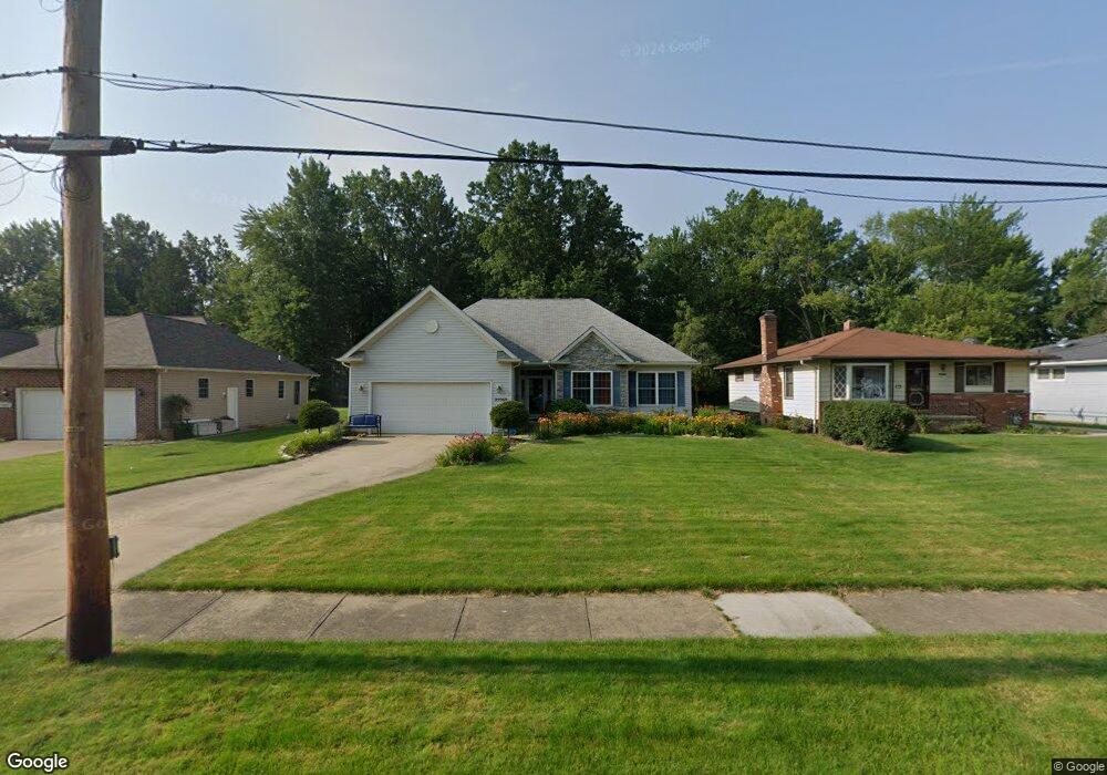 25969 Myrtle Ave, Olmsted Falls, OH 44138 - photo 1