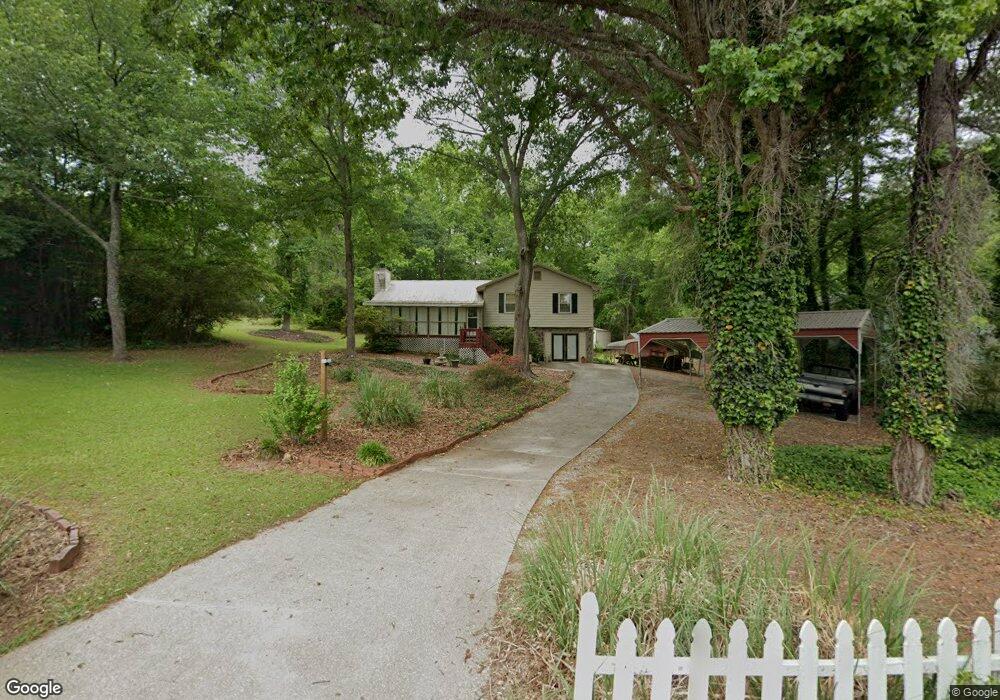 86 Cypress Cir, Carrollton, GA 30116 - photo 1