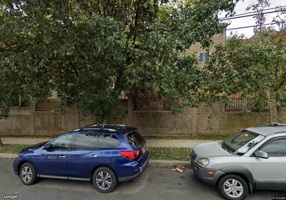 161 Skyline Dr, Staten Island, NY 10304 - photo 1