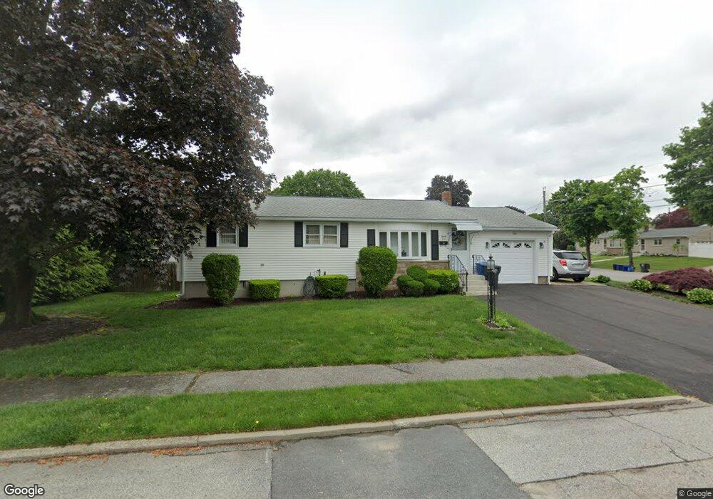 24 Stuart Rd, Cranston, RI 02920 - photo 1