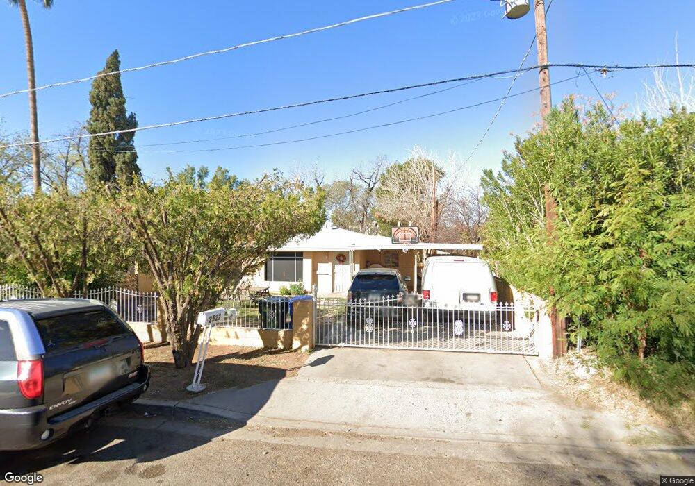 2522 N 29th Place, Phoenix, AZ 85008 - photo 1