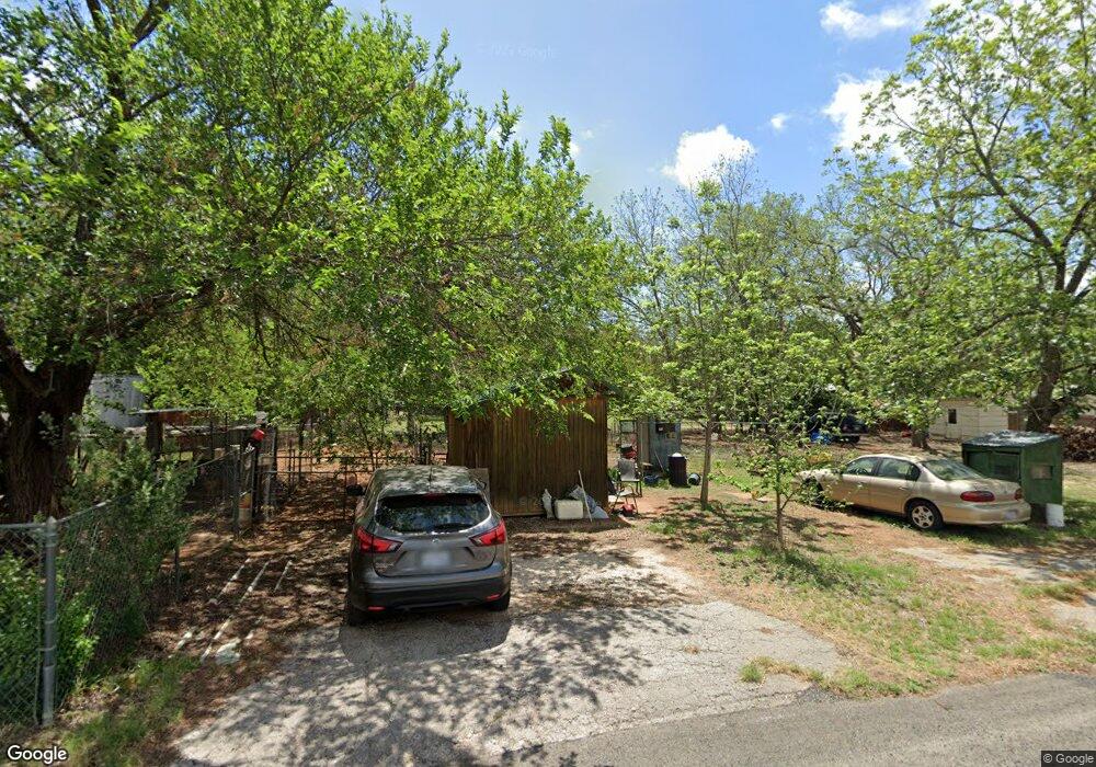 501 Mockingbird St unit 4, Fredericksburg, TX 78624 - photo 1