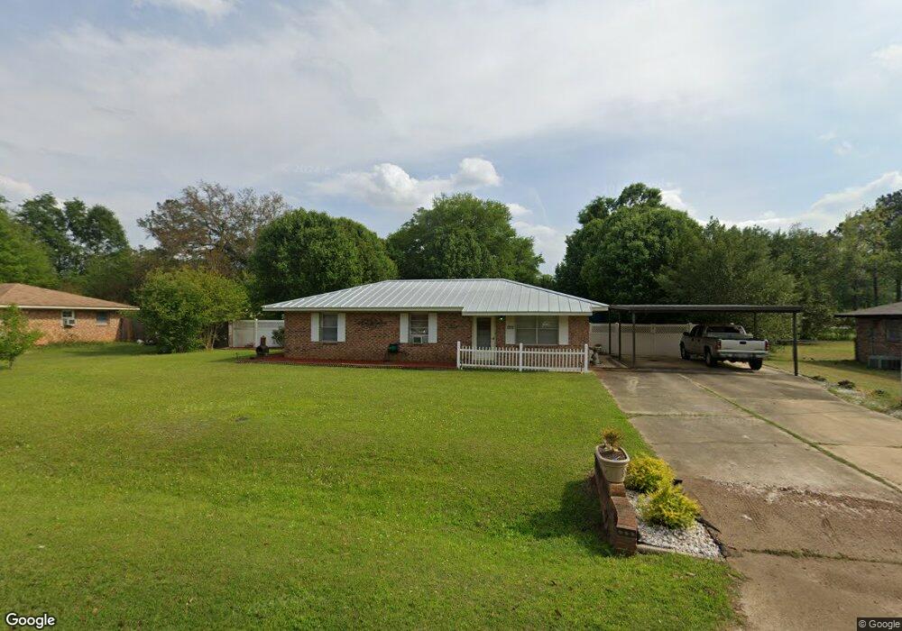 1202 Lajuana Ln, Albany, GA 31705 - photo 1
