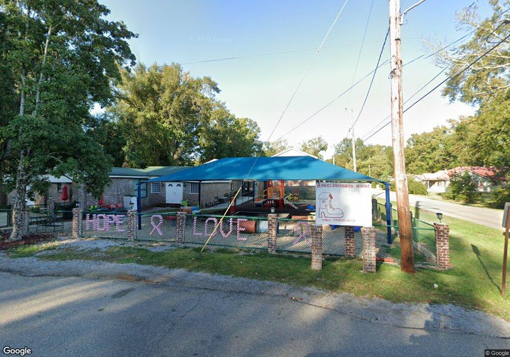 716 Davis St, Picayune, MS 39466 - photo 1