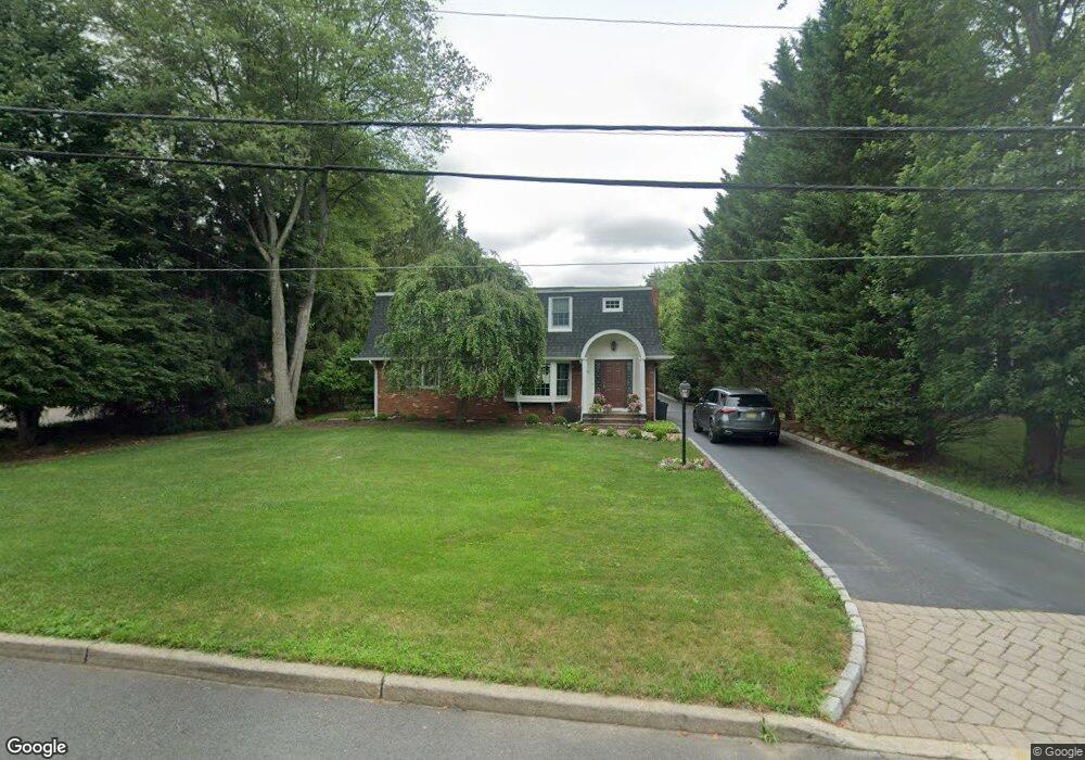 28 Oconners Ln, Old Tappan, NJ 07675 - photo 1