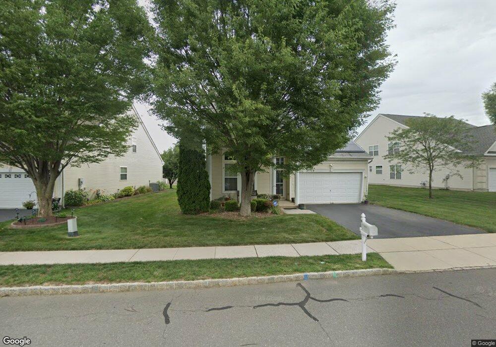 9 Bloomfield Ct, Dayton, NJ 08810 - photo 1