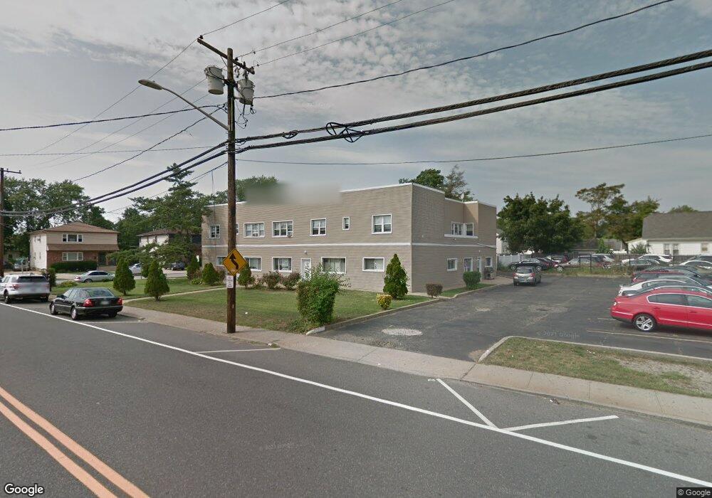 492 Lakeview Ave unit 490, Rockville Centre, NY 11570 - photo 1