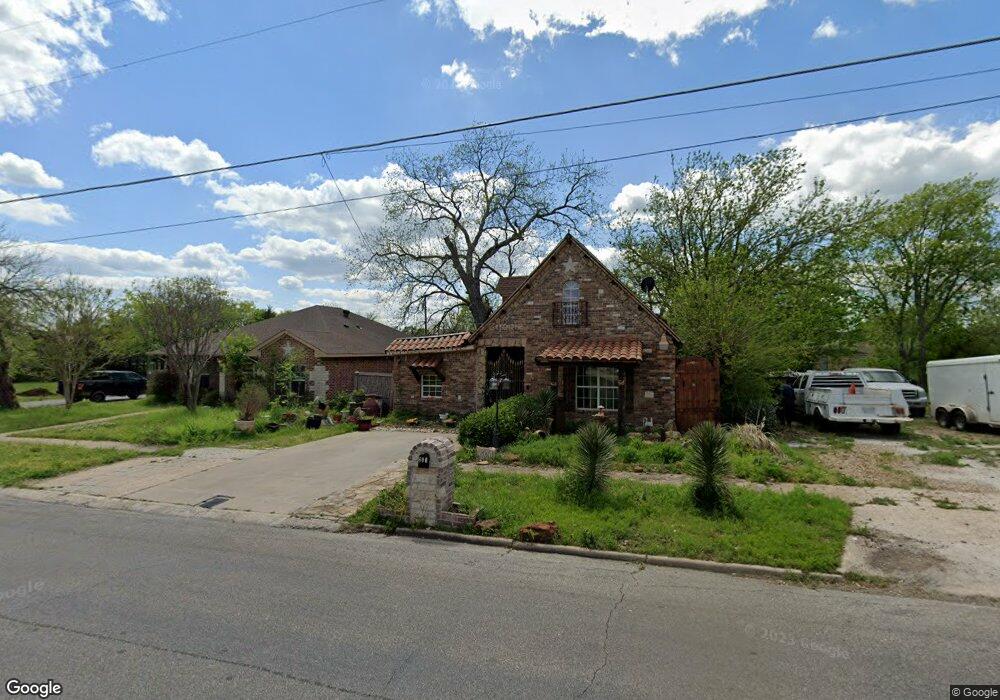 606 N Willow St, Sherman, TX 75090 - photo 1
