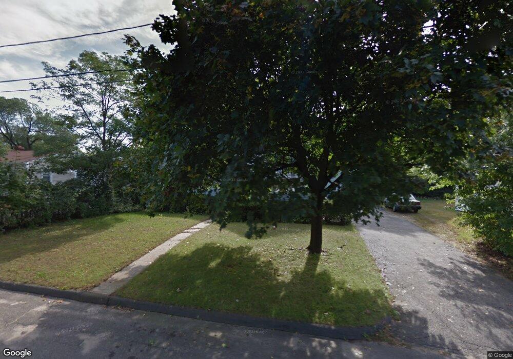 67 Redfern Dr, Springfield, MA 01109 - photo 1