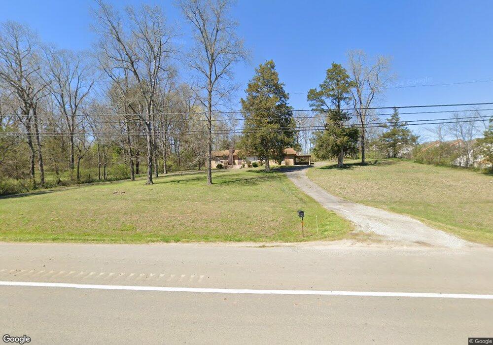 1975 Wartrace Pike, Shelbyville, TN 37160 - photo 1