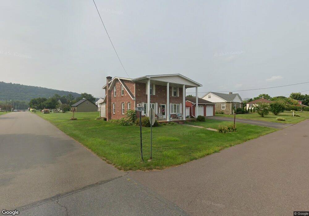 942 1st St, Nescopeck, PA 18635 - photo 1