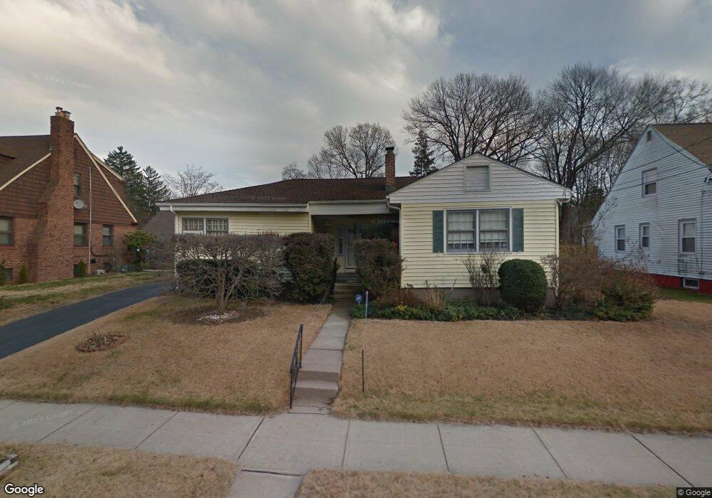 73 Benton St, New Haven, CT 06515 - photo 1