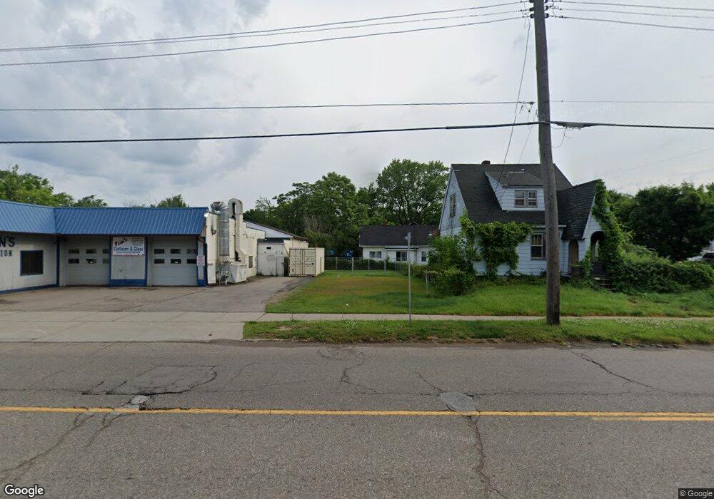 2413 Davison Rd, Flint, MI 48506 - photo 1