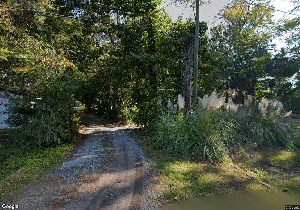 908 Woodpecker Rd, Savannah, GA 31410 - photo 1