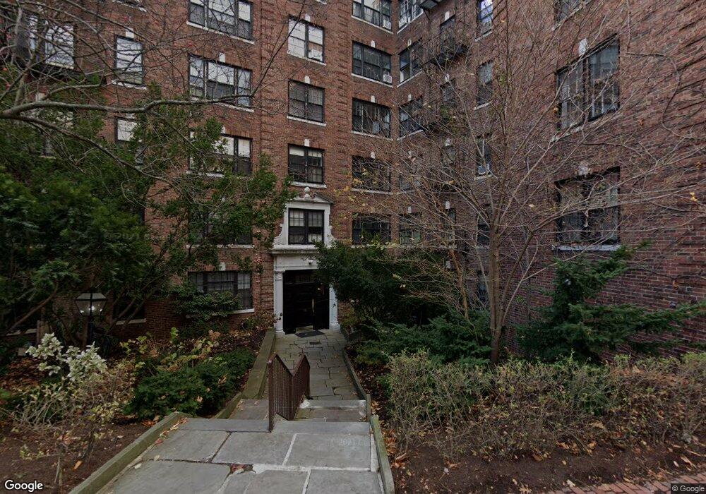 Puritan Arms unit 502, Cambridge, MA 02138 - photo 1