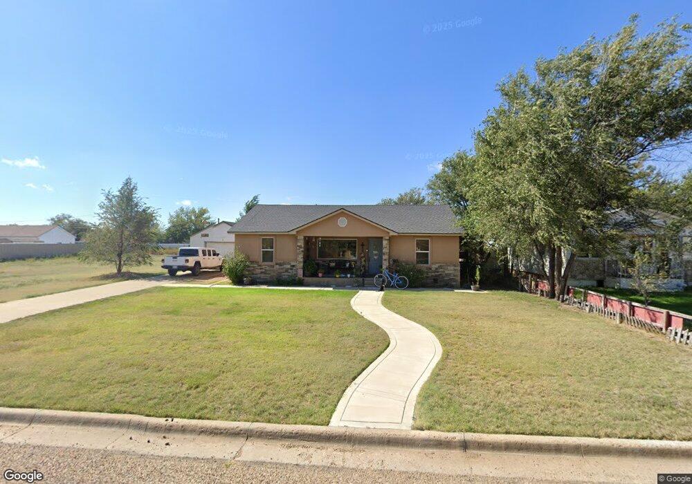 221 N Porter Ave, Dumas, TX 79029 - photo 1