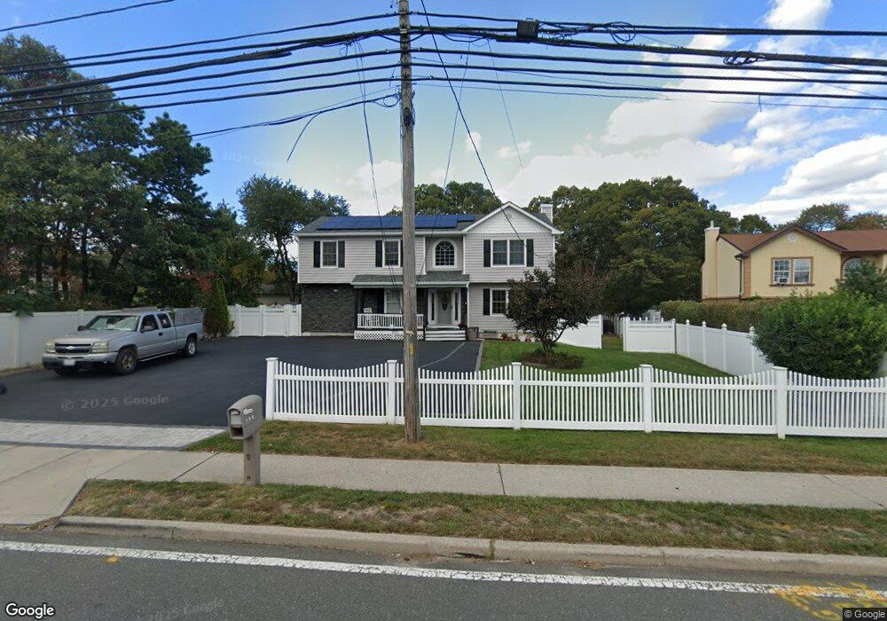 156 E Suffolk Ave, Central Islip, NY 11722 - photo 1