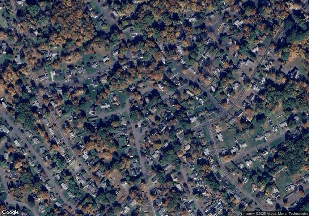 141 Round Hill Rd, Naugatuck, CT 06770 - photo 1