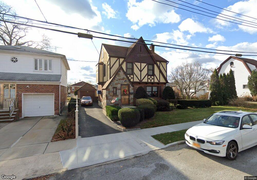 19652 45th Rd, Flushing, NY 11358 - photo 1