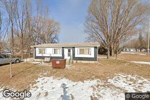 214 E Calumet Ave, George, IA 51237