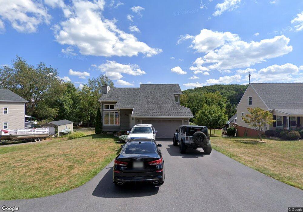 118 Montgomery Rd, Staunton, VA 24401 - photo 1