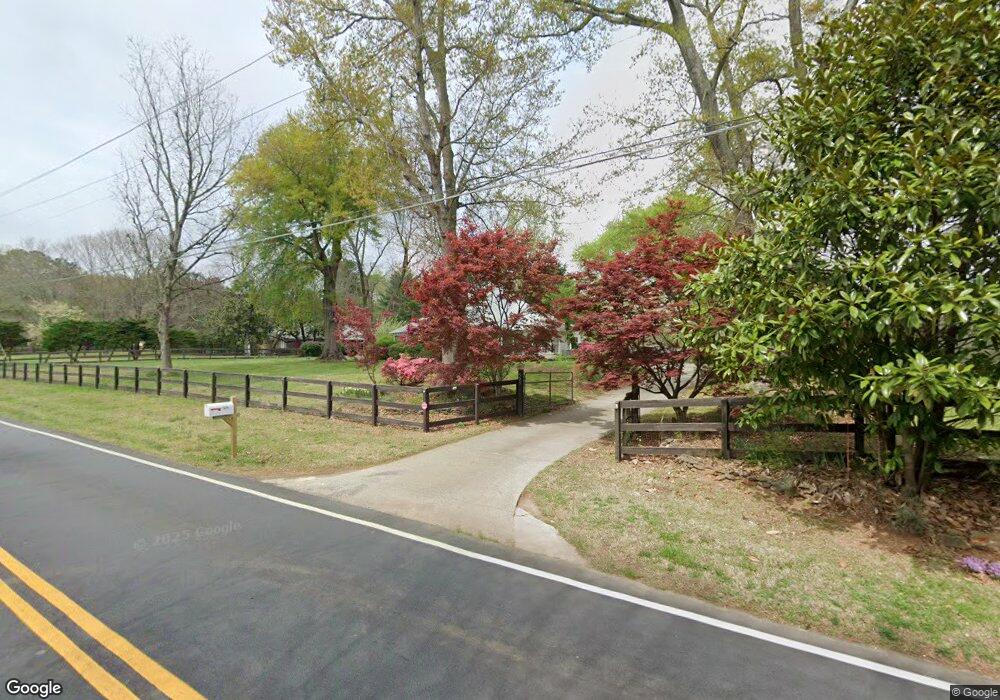 525 Cox Rd, Roswell, GA 30075 - photo 1