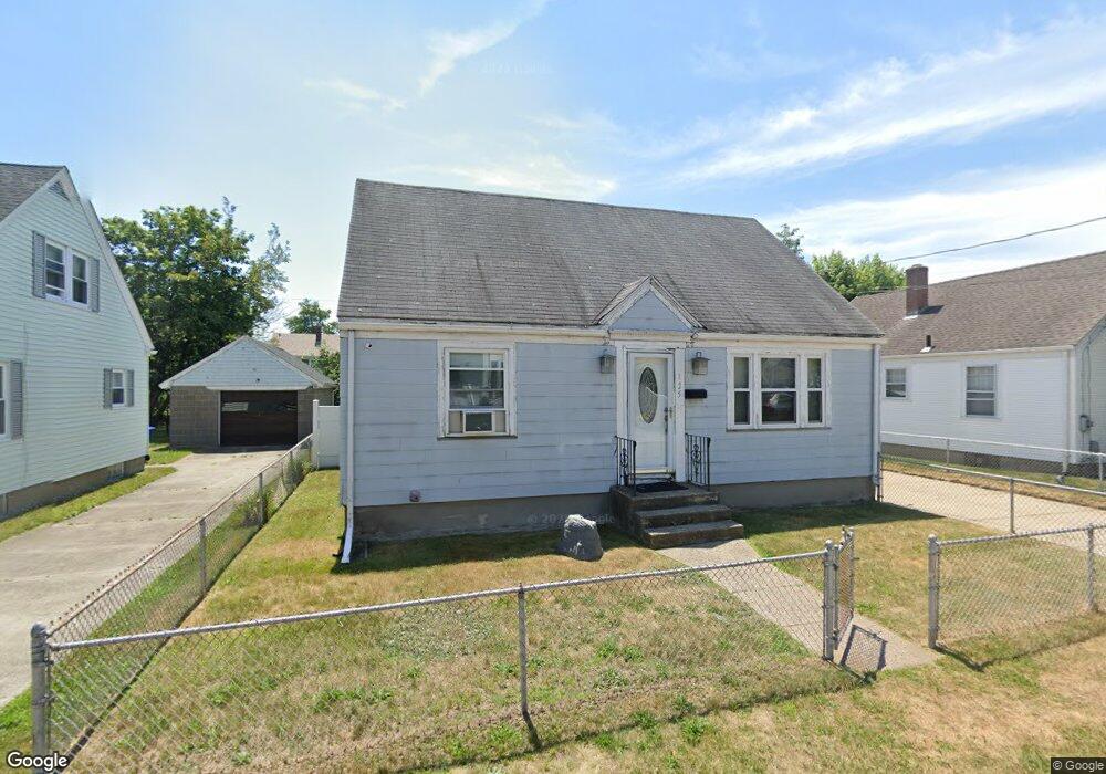 125 Baxter St, Pawtucket, RI 02861 - photo 1