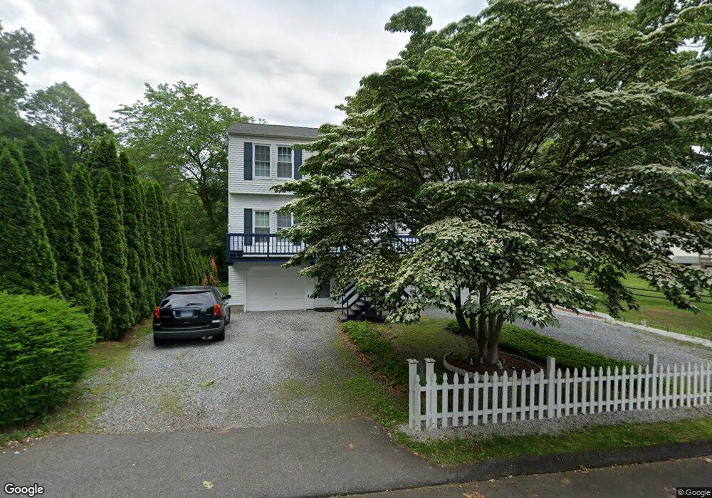 2 Halsey St, Seymour, CT 06483 - photo 1