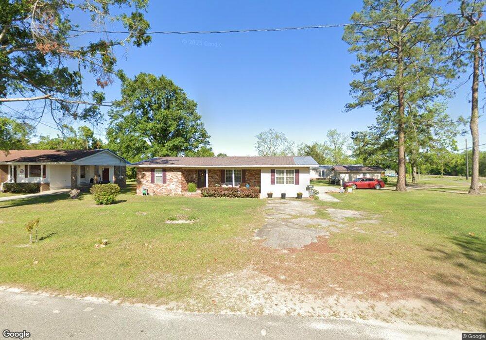 412 Irma Ave, Douglas, GA 31533 - photo 1